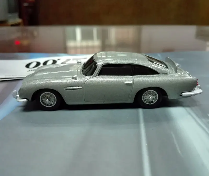 10 шт./лот оптовая продажа Фирменная Новинка э 1/43 масштабные автомобиль игрушки 007
