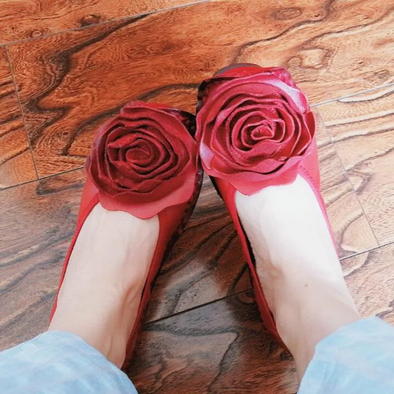 Женские туфли на плоской подошве из натуральной кожи с цветами | Обувь