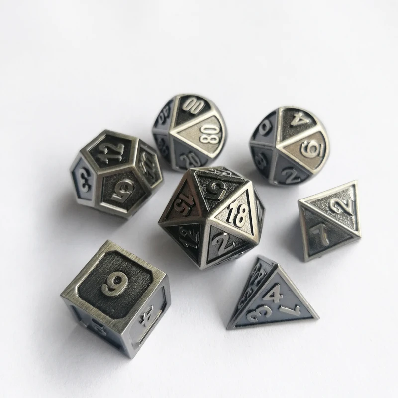 Шрифт Подземелья и Драконы 7 шт./компл. Творческий RPG игральная кость d& металлические игральные кубики DND гальванических никель