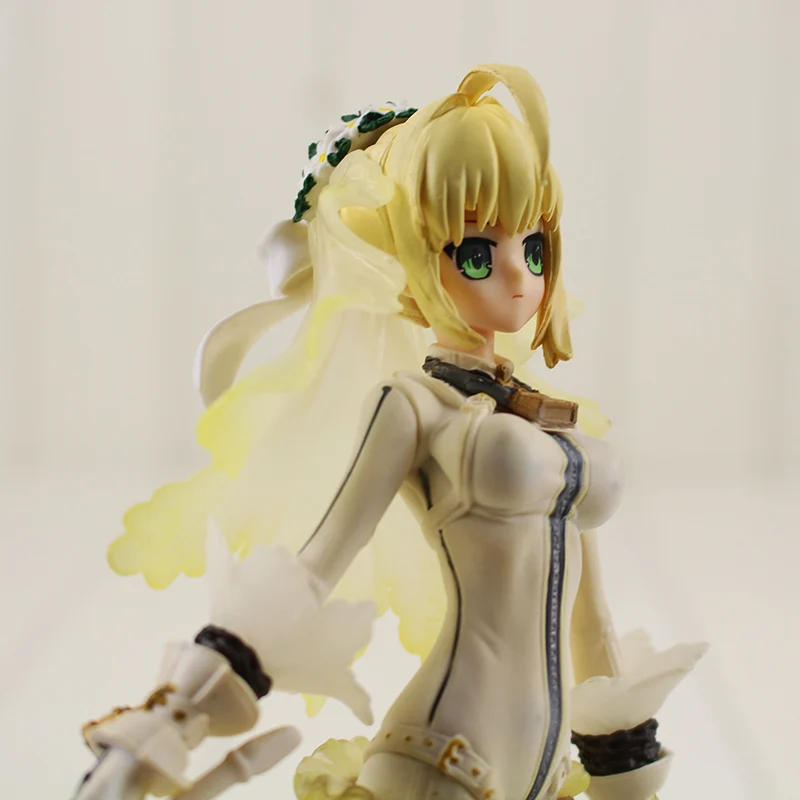 20cm Fate Stay Night Saber Figure Toy in White Dress Beauty Model Doll Gift for Kids | Игрушки и хобби