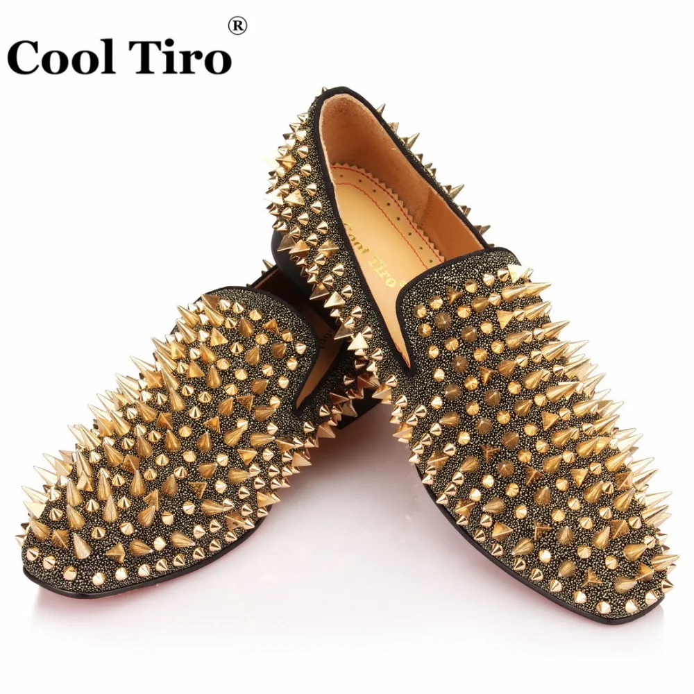 COOL TIRO/черный Шипы Мужские лоферы Стразы Блеск SmokingSlippers Свадебные Мужские туфли Повседневное кожа квадратный носок без каблука