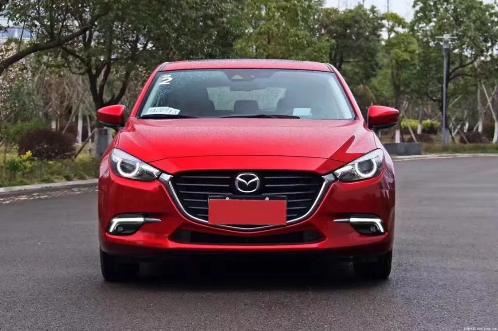 

eOsuns led drl white daylight daytime running light + yellow turn signal for mazda 3 axela 2017 Europe version