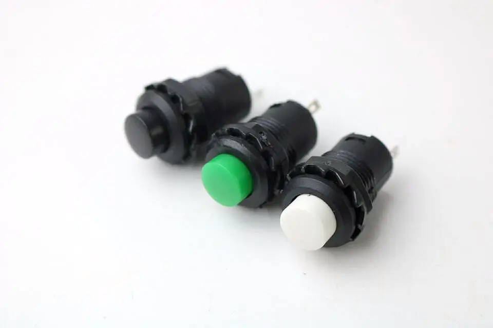 10 шт самоблокирующийся кнопочный переключатель фиксация ВКЛ./ВЫКЛ. 12 мм|switch