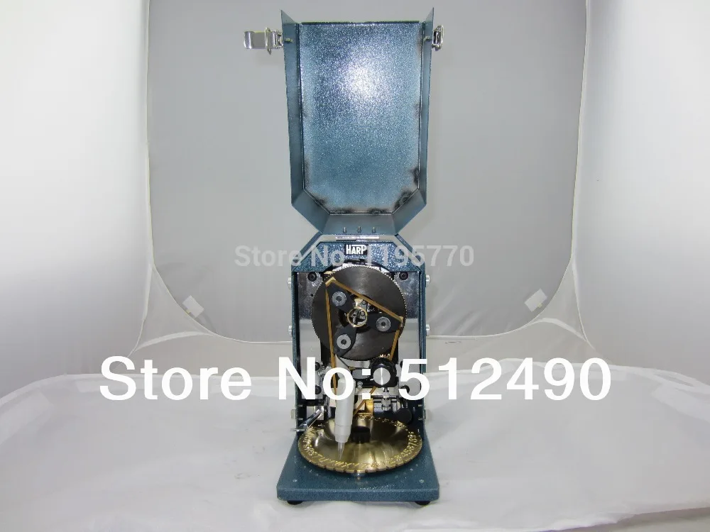 

Jewelry presidium inside ring engraver diamond tip
