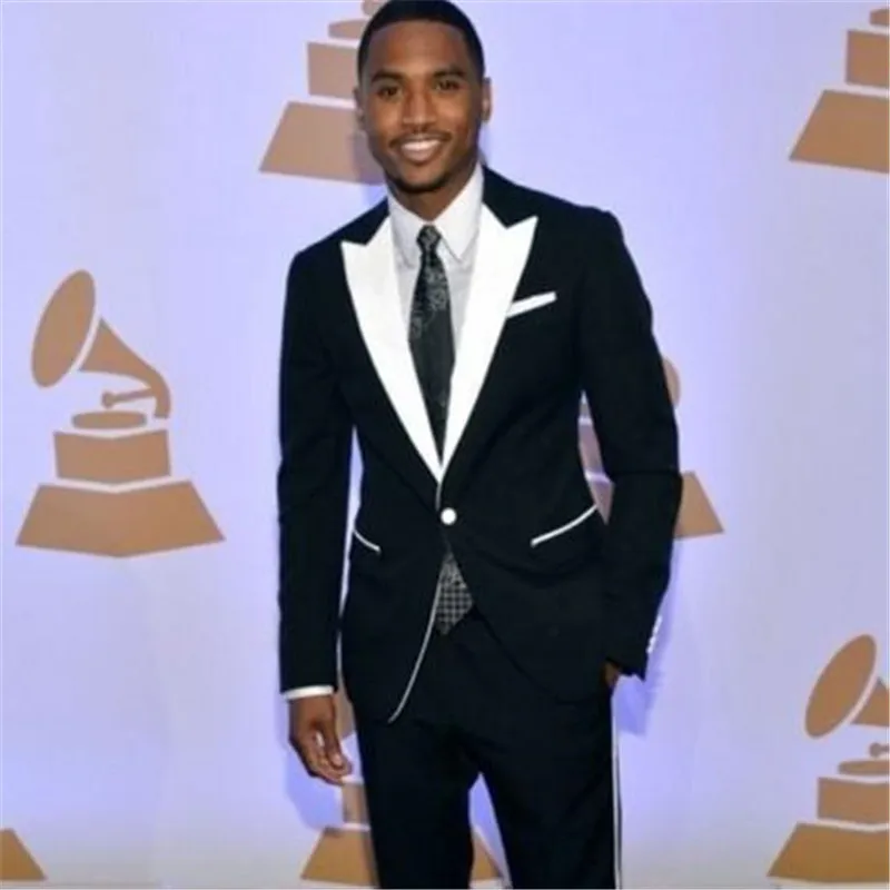 Черный мужской костюм на заказ с белым отложным воротником 2 предмета (пиджак +