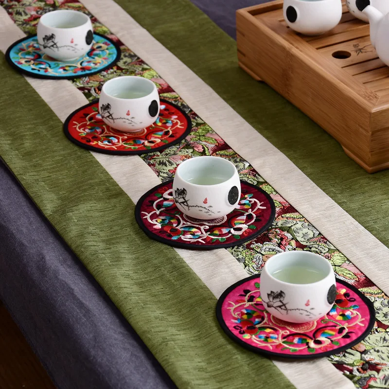 Chinese style creative home round embroidered cloth cup mat | Дом и сад