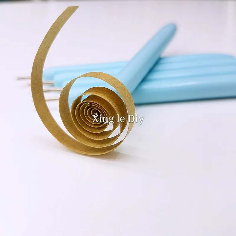 

20pcs Paper Craft Tool Quilling Paper Pen DIY Assorted Color Origami Scrapbooking Slotted Paper Quilling Tools Random Color