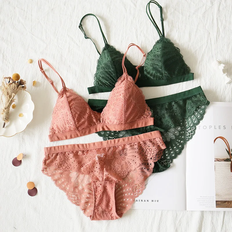 French Lace Underwear Thin Padded Push Up Bralette Translucent Sexy Pantie Small Boobs Comfortable Female Lingerie Wireless Cami