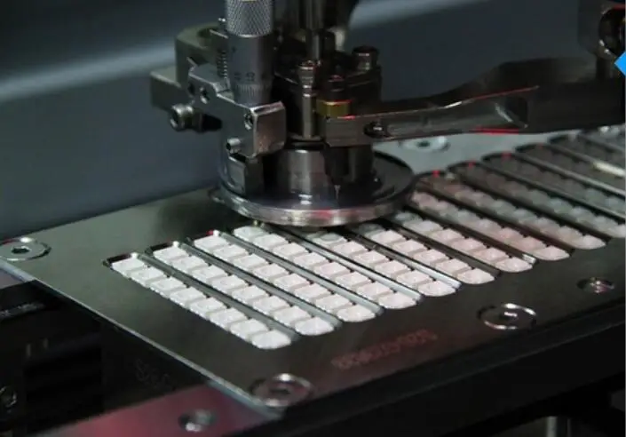 105-1010 шт> SMD СВЕТОДИОДНЫЙ 2835 чипы 1 Вт 3 в 6 в 9 в 18 в 30 в белый светильник с бусинами 0,5 Вт 1 Вт 130лм поверхностное крепление PCB светильник излучающий диодный светильник