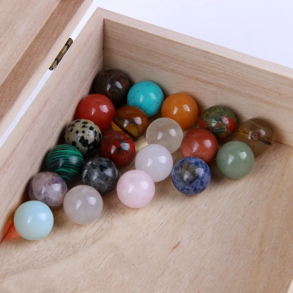 

yaye 20pcs Quartz Crystals Sphere Stones Chakra Balls Reiki Healing Crystals Display with Gift Box 20mm Random Materials