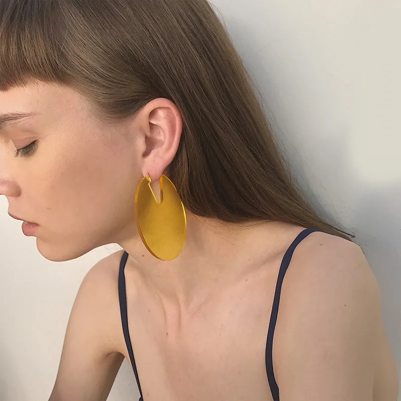 Классический дизайн акриловые многоцветные прозрачные серьги в форме торта