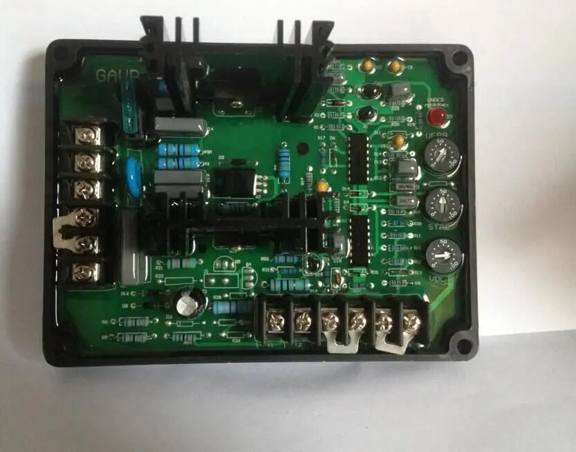 Автоматический стабилизатор напряжения Регулятор универсальный модуль GAVR 20A / AVR