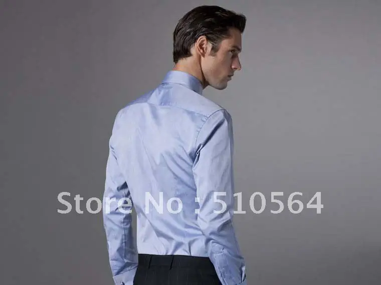 Сделанная на заказ мужская хлопковая рубашка деловая приталенная голубая