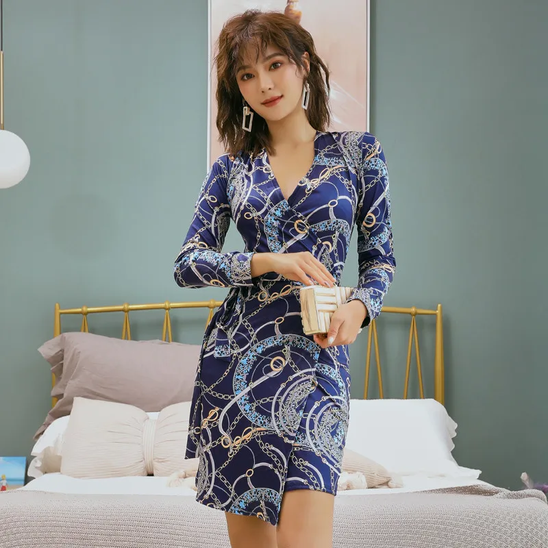 Тонкий Элегантный принт с пояс высокой талией Осенняя женская обувь стиле платье