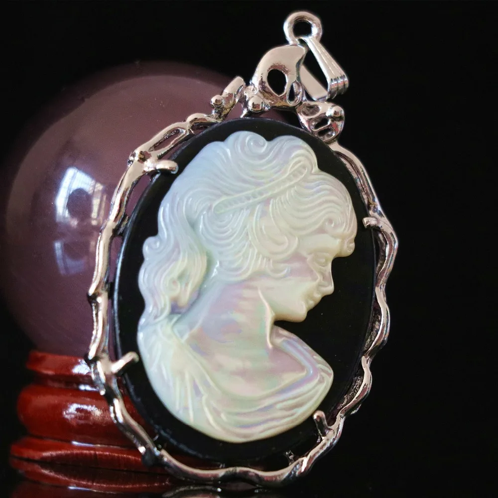 Модные элегантные 35x50 мм натуральный белый мать оболочки Овальный Кулон резьба