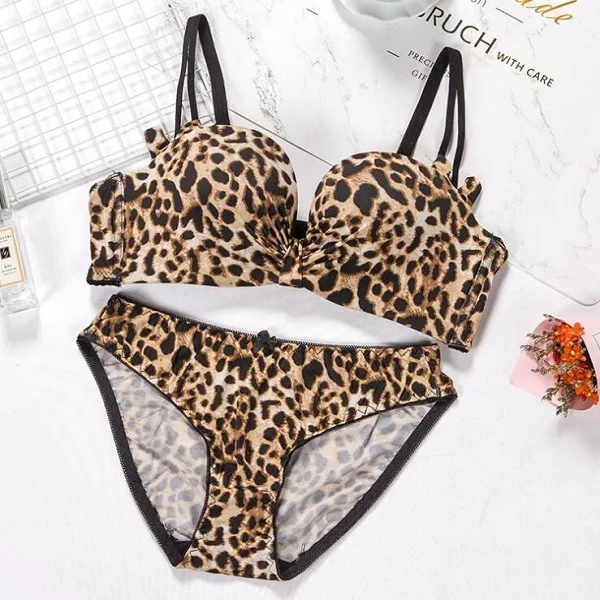 Leopard Сексуальный бюстгальтер без косточек, комплект нижнего белья для женщин, комплект нижнего белья пуш-ап, без косточек, 1/2 чашечек, бюстгальтер и трусики, комплект леопардового нижнего белья, lenceria - Цвет: Leopard