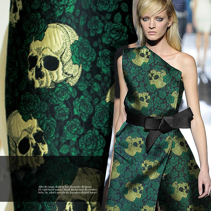 

Victor rose double stereo jacquard brocade skeleton fashion fabric fabric thick section.