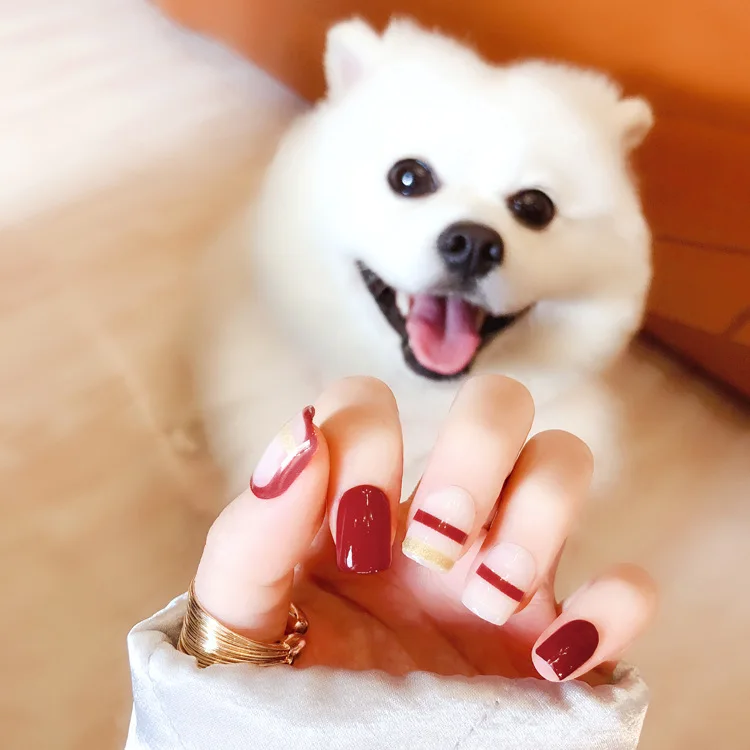 Высокое качество 24 шт./лот красный Ложные nail квадратная голова Короткие Стиль