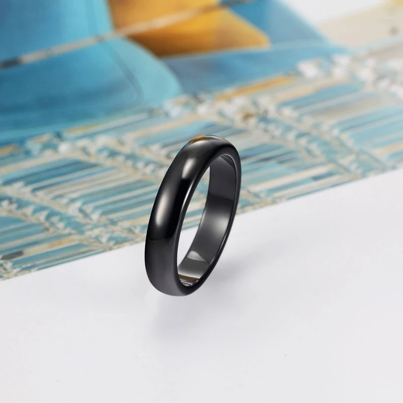 Женское керамическое кольцо Anillo черное белое гладкое с радиусом ширина 4 мм и 6