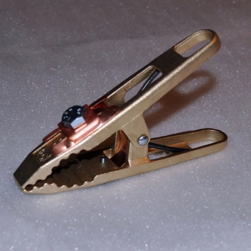 CNC сварочное оборудование твердое Латунное приспособление отверстия заземления