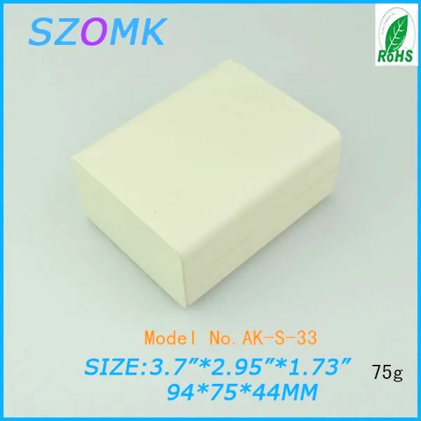 1 шт. топ продаж пластиковая коробка для проекта электроники 94*75*44 мм Корпус