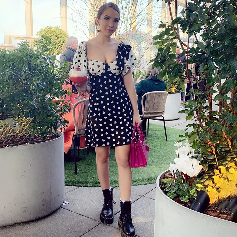 Модное женское платье с бантом и принтом в виде сердца мини квадратным вырезом