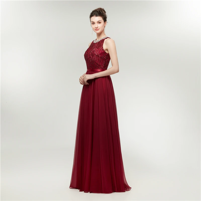 Женское вечернее платье Forevergracedress серебристое А силуэта из шифона с бусинами