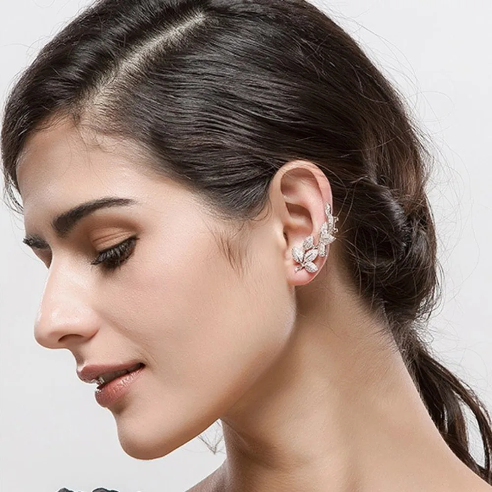 LUOTEEMI New Korean Style Luxury Vintage Bijoux Flower Asymmetry Brincos CZ Crystal Cuff Earrings for Women Girl Party Jewelry|crystal snowman