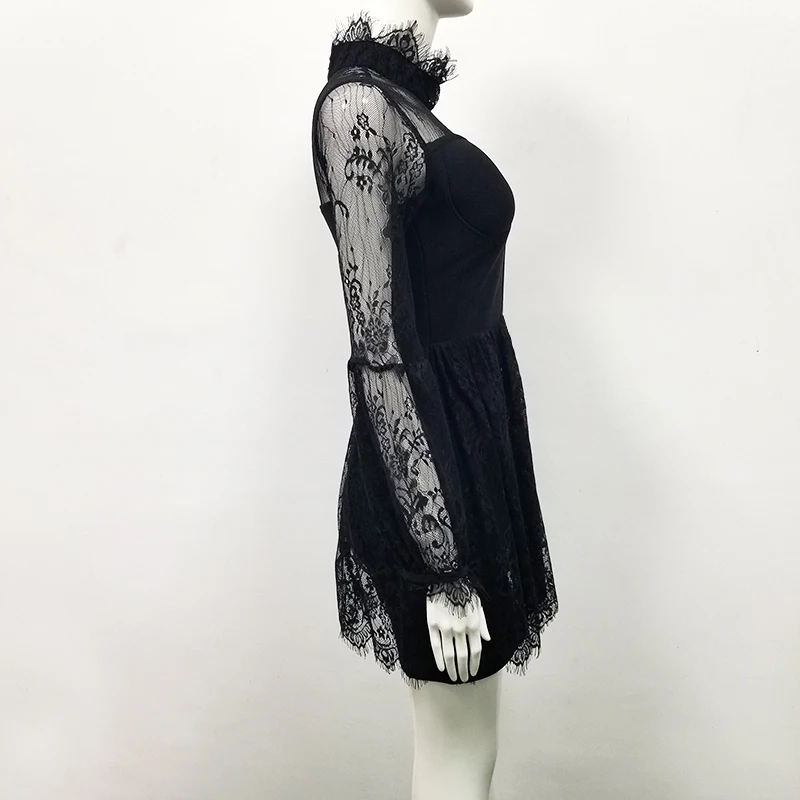 Женское Кружевное облегающее платье с высоким воротом черное длинным рукавом