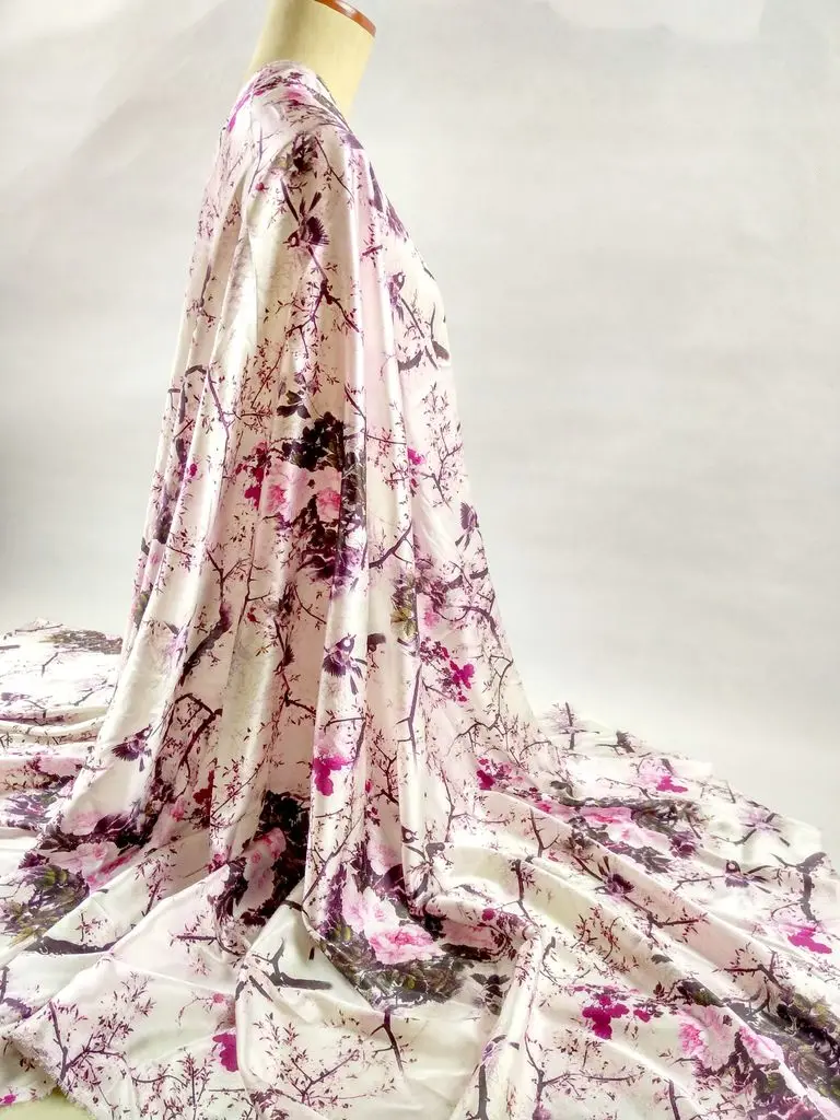 Розовый Plum цветы птица печать китайский стиль Cheongsam шелковый атлас ткань