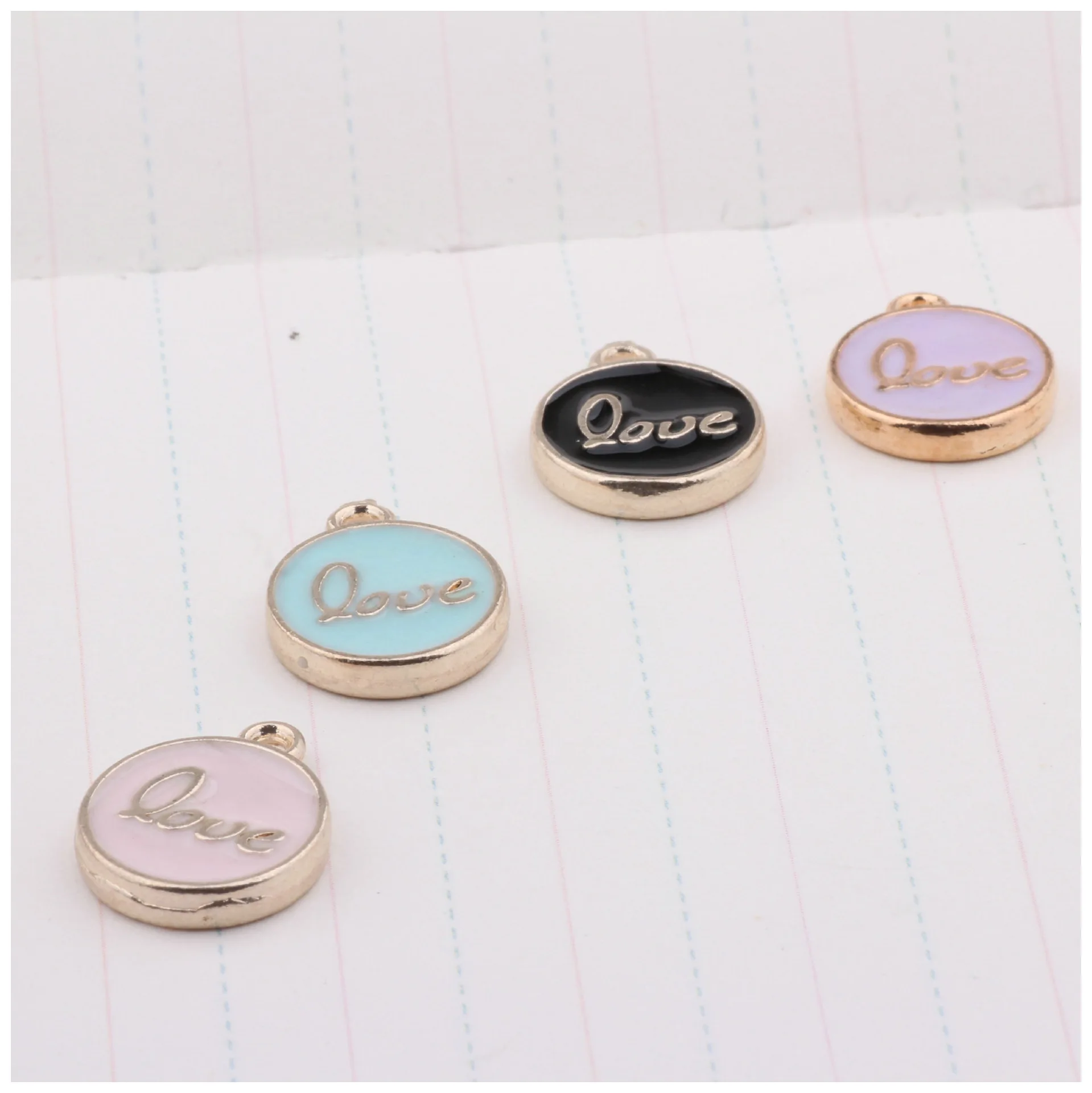 

20PC/Lot Alloy Metal Enamel Oil Drop LOVE Letters Round Pendant Charm For DIY Jewelry Bracelet Making