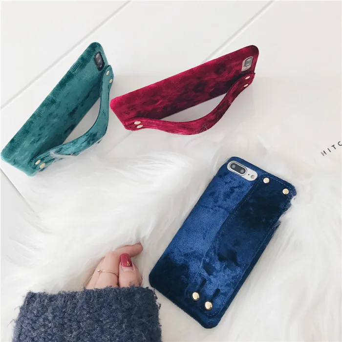 HOCAYU Warm winter fashion velvet phone case for iphone X 8plus 7plus 6plus 6s Case provide wrist strap |