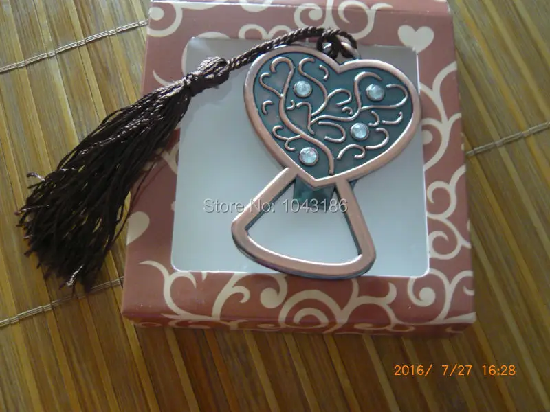 Свадебные подарки для гостей восстанавливают старину с кристаллами в форме