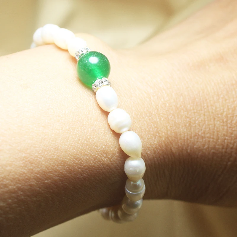 Натуральный белый пресноводный жемчуг тянущийся браслет красный зеленый бисер