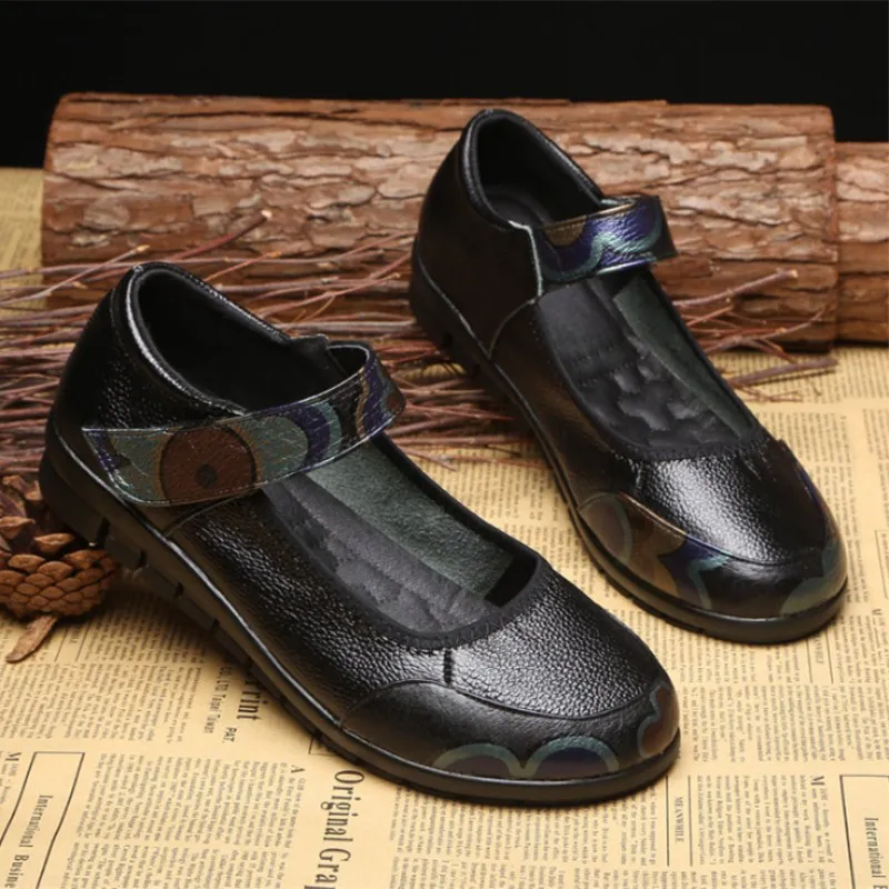 Новинка Сезон осень Женская обувь из натуральной кожи в национальном стиле Лидер