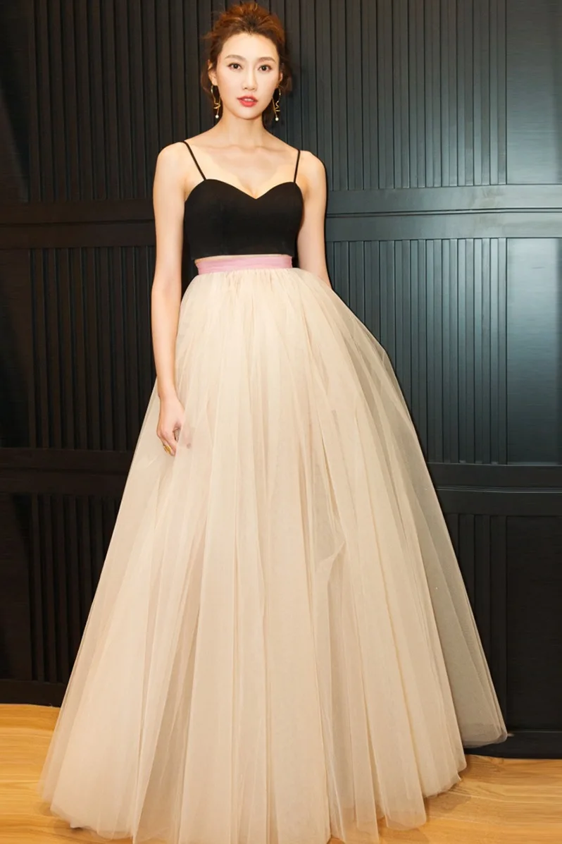 Женское длинное платье из фатина вечернее макси двух предметов на бретельках для