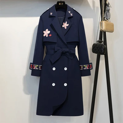 Navy blue Осенний высококачественный длинный Тренч женский классический двубортный с вышивкой тонкая верхняя одежда женский модный Дизайн Тренч пальто - Цвет: Navy blue