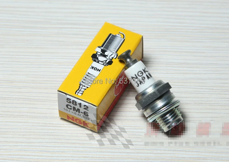 Japanese original NGK CM-6 spark plug | Игрушки и хобби