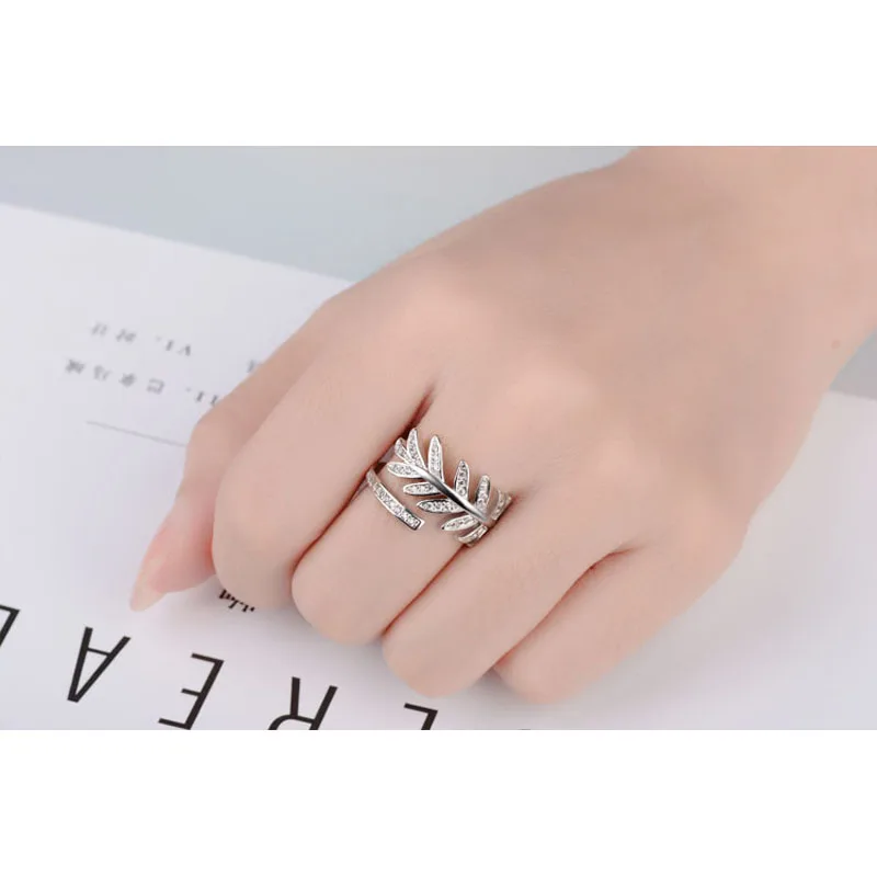 

Charm Fashion Leaf Shape Clear Micro Cubic Zircon Crystal Wedding Engagement Open Adjustable Rings For Woman Jewellery