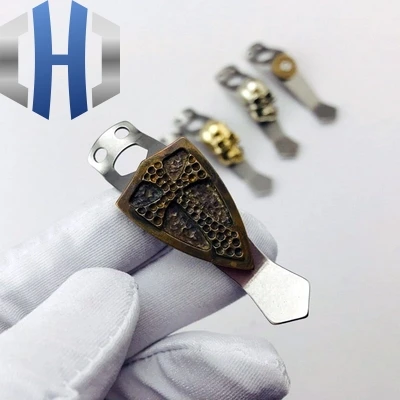 E Стальной огненный Задний зажим титановый сплав фонарик Задний зажим стальной огненный стальной огонь нижний огонь Задний зажим фонарик зажим - Цвет: E