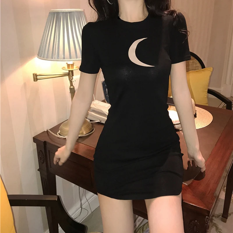 Женское летнее платье с принтом Луны повседневное облегающее коротким рукавом