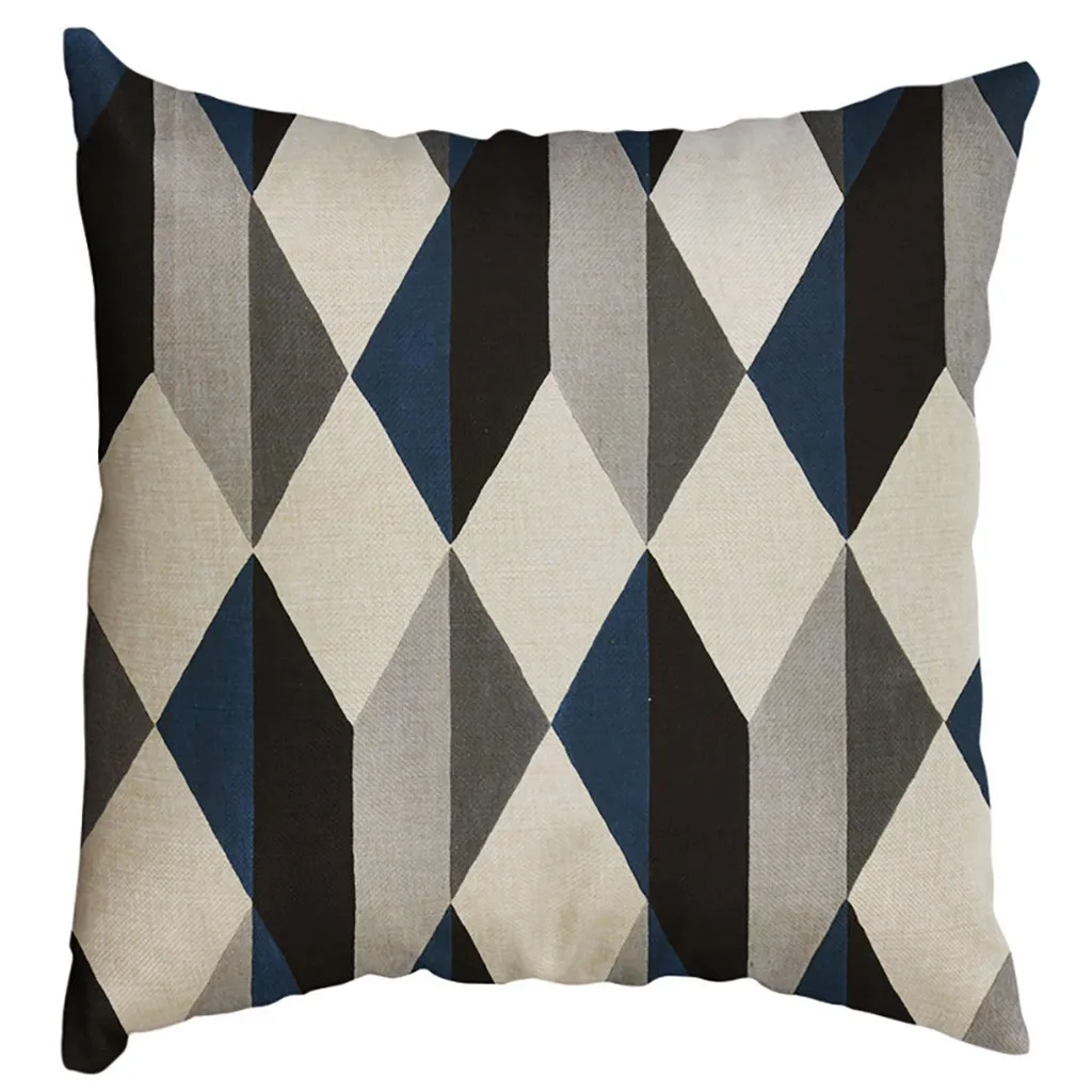 Несимметричная наволочка с геометрическим принтом в скандинавском стиле