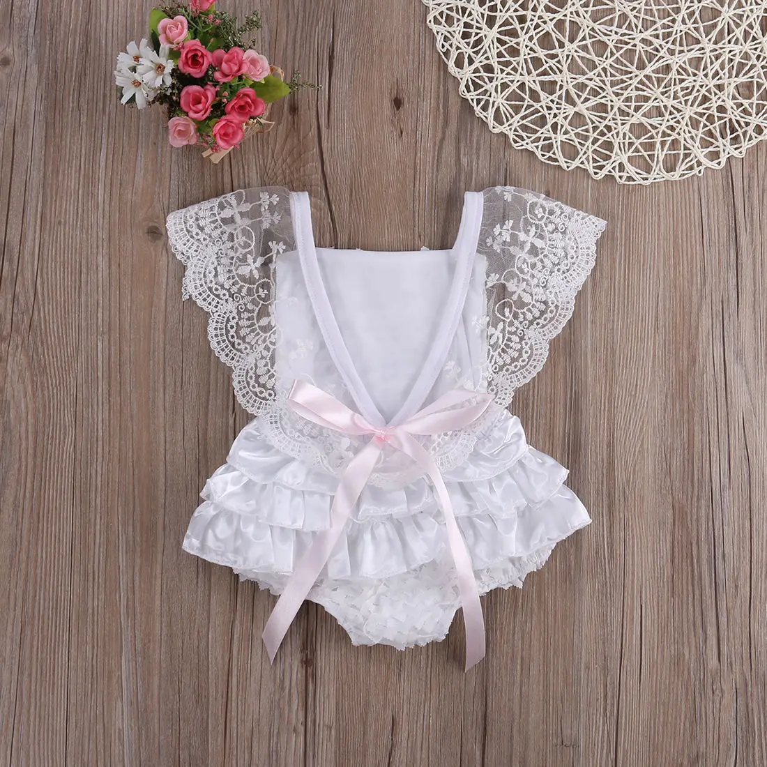 

Baby Girls Lace Floral Cake Ruffles Sleeve Bodysuit Jumpsuit Backless Sunsuit Outfits Size 0-18M