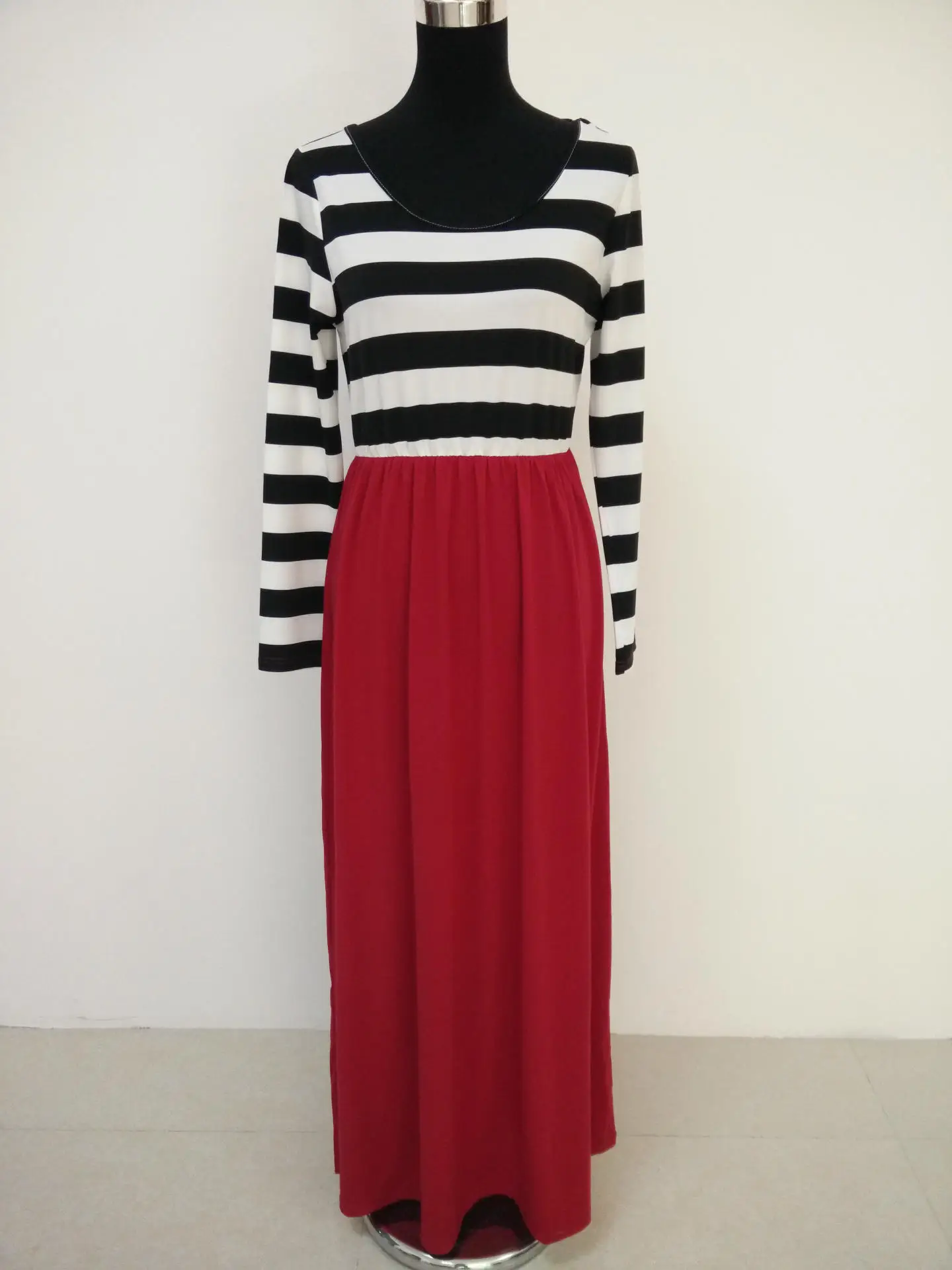 Платье для мамы и дочки в полоску