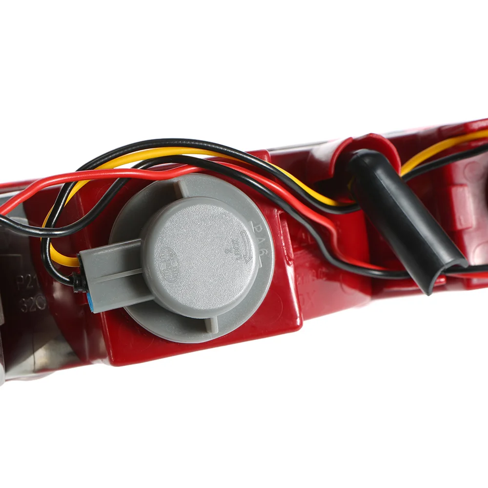 Задний левый и правый боковой хвост светильник нижней части бампера задняя фара