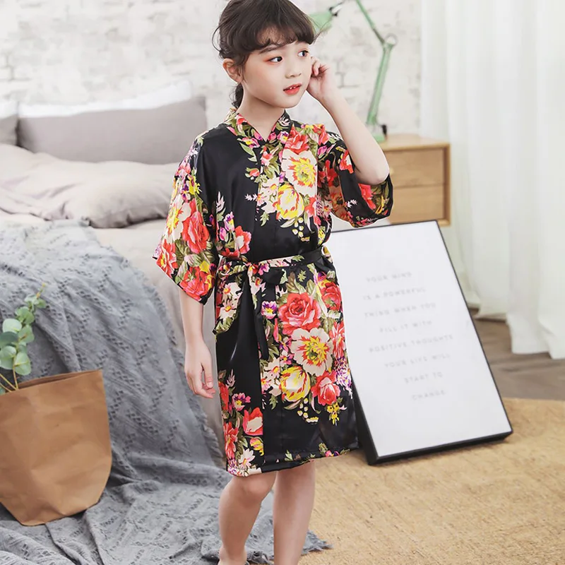 Детский банный халат с принтом для девочек тонкий дышащий атласный Гладкий