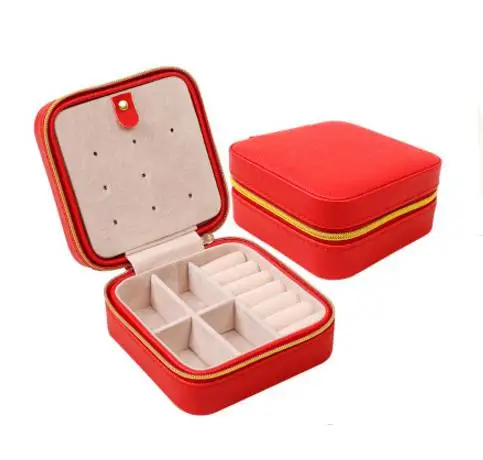 Скидка Дорожная портативная кожаная шкатулка для ювелирных изделий, миниатюрный органайзер для косметики, шкатулка для серег, трехуровневая коро...