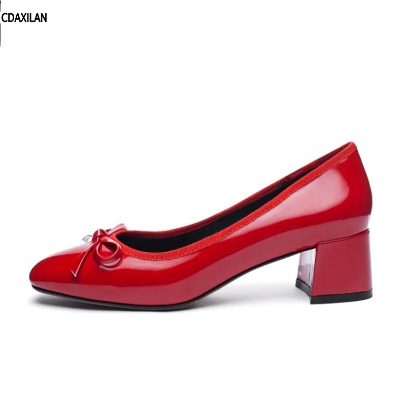 

CDAXILAN new arrivals women pumps middle heels patent leather square toe shoes sweet buttery knot ladies party wedding shoes red