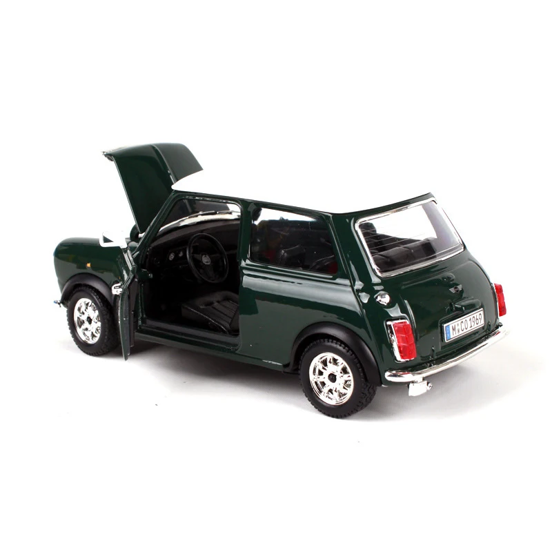 BBUAGO 1:24 MINI 1969 медная модель автомобиля металлическая машина детские игрушки для