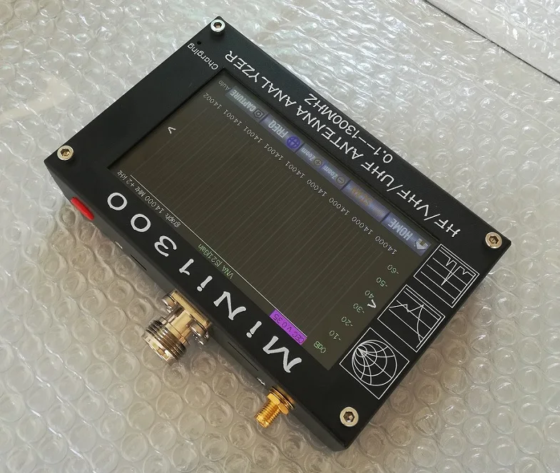 Новое поступление анализатор внутренней батареи Mini1300 TFT LCD 0 1-1300 МГц HF VHF UHF ANT SWR |
